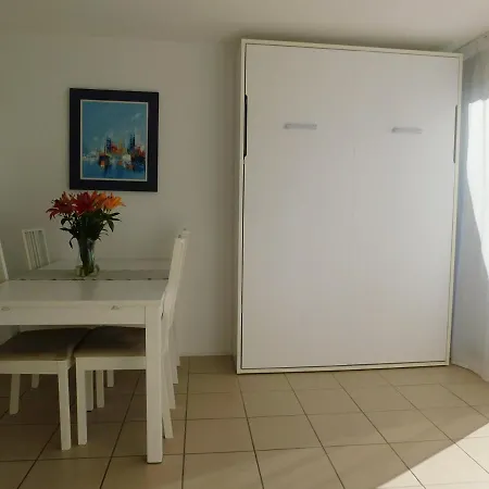 En Duplex Climatise Avec Vue Sur Mer Le Grau-du-Roi